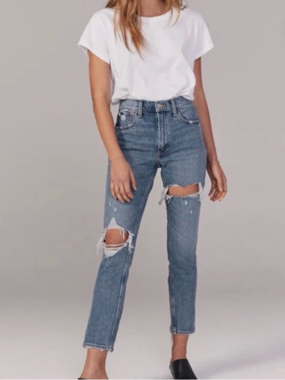 Abercrombie & Fitch Distressed Mom Jean Medium Wash